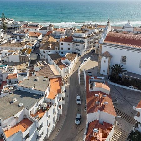 Lena'S Beach House By Hellovacations Албуфейра Экстерьер фото